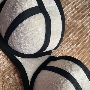 TORRID 42B Strapless Bra